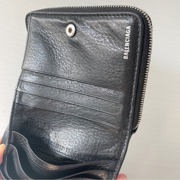 Balenciaga black leather minimal white logo compact zip wallet - Picture 8 of 11